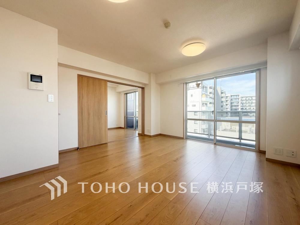 2LDK apartment in Kanagawa Ward, Yokohama, Kanagawa - Photo 1