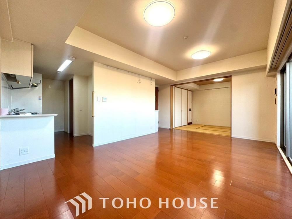 3LDK apartment in Nishi Ward, Nagoya, Aichi - Photo 1