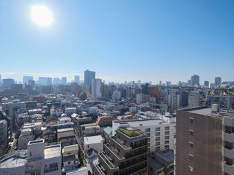3LDK apartment in Shibuya Ward