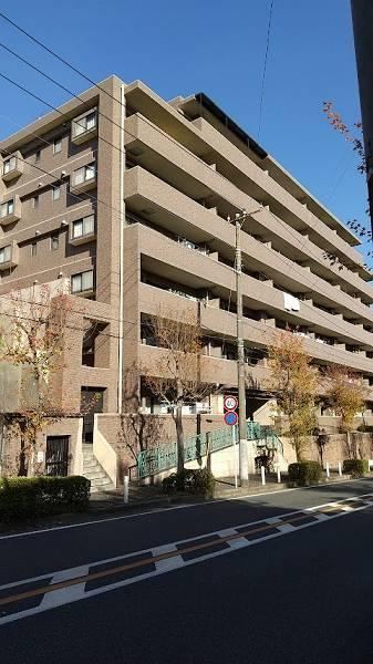 3LDK apartment in Minami Ward, Yokohama, Kanagawa - Photo 1