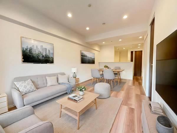 2LDK+S apartment in Setagaya Ward, Tokyo - Photo 1