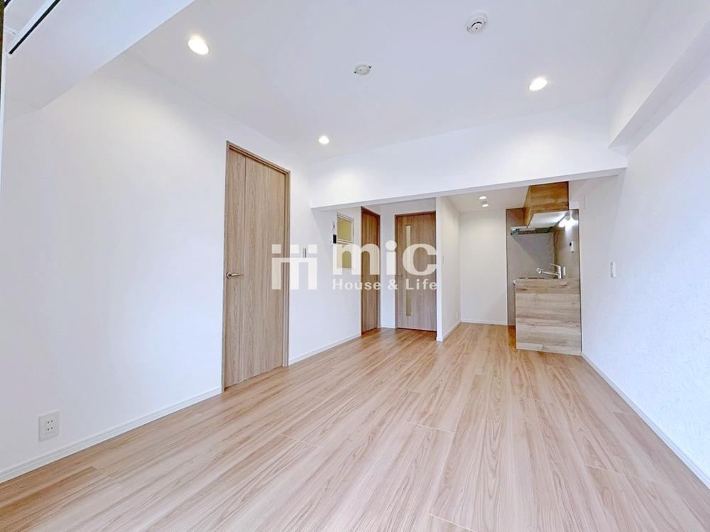 2LDK apartment in Isogo Ward, Yokohama, Kanagawa - Photo 1