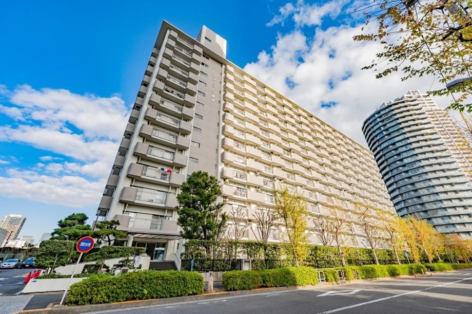 2LDK apartment in Koto Ward, Tokyo - Photo 1