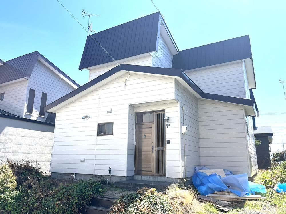 4LDK house in Kita Ward, Sapporo, Hokkaido - Photo 1