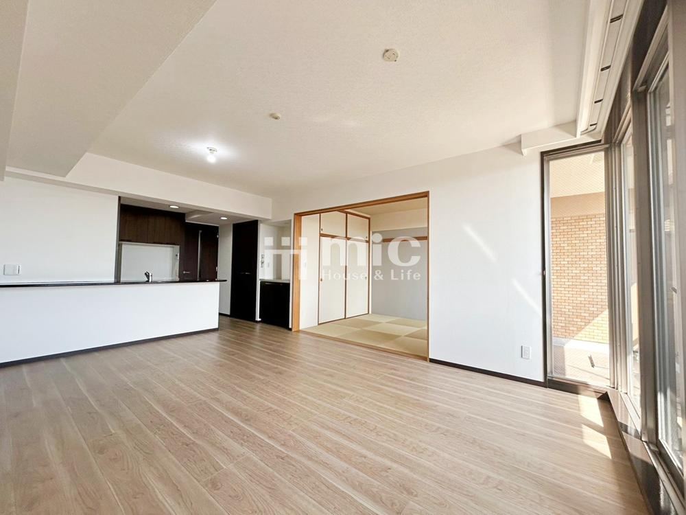 3LDK apartment in Naka Ward, Yokohama, Kanagawa - Photo 1