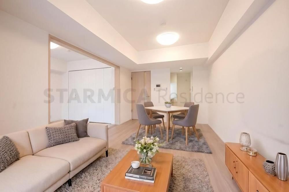 2LDK+S apartment in Adachi Ward, Tokyo - Photo 1