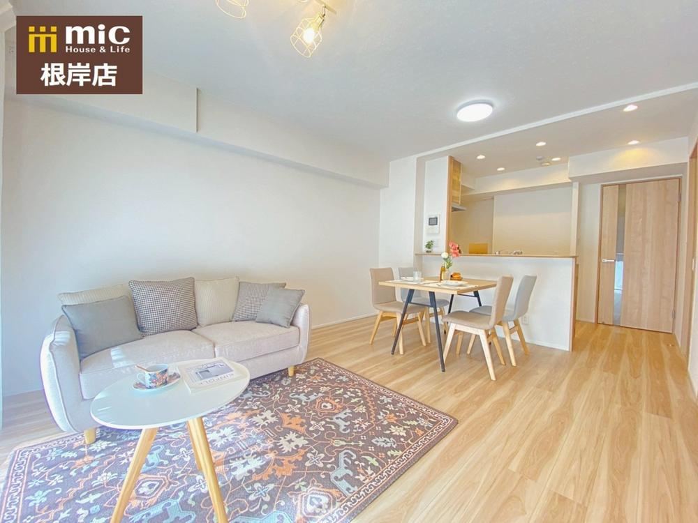 2LDK apartment in Isogo Ward, Yokohama, Kanagawa - Photo 1