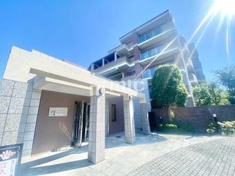4LDK apartment in Isogo Ward, Yokohama
