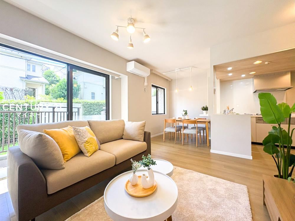 2LDK+S apartment in Kanagawa Ward, Yokohama, Kanagawa - Photo 1