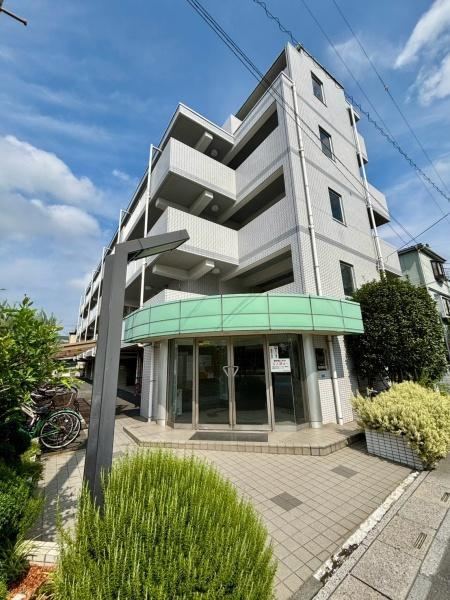 3LDK apartment in Koshigaya, Saitama - Photo 1