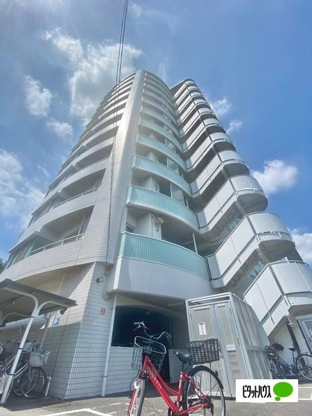 3LDK apartment in Soka, Saitama - Photo 1