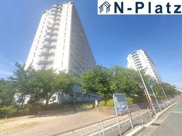 3LDK apartment in Joto Ward, Osaka - Photo 1