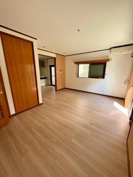 3LDK house in Nagata Ward, Kobe, Hyogo - Photo 1