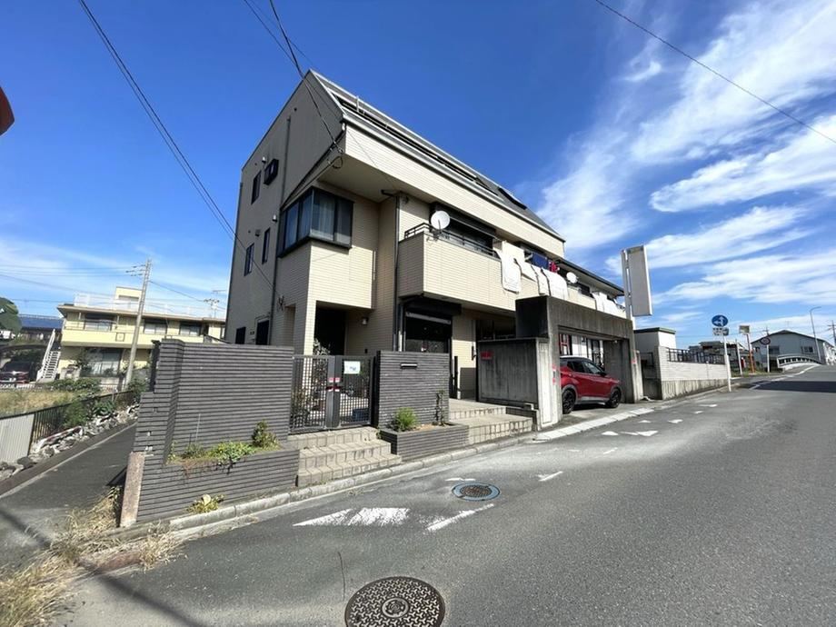 5LDK+S house in Sakura Ward, Saitama - Photo 1