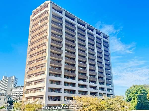 3LDK apartment in Kawachinagano, Osaka - Photo 1