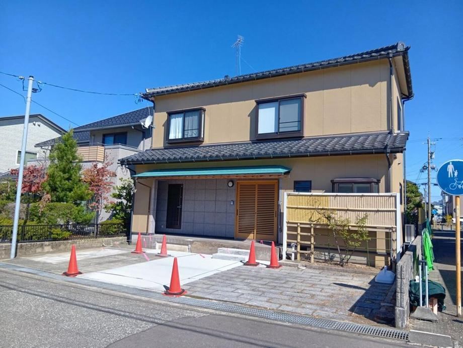 4LDK house in Kanazawa, Ishikawa - Photo 1