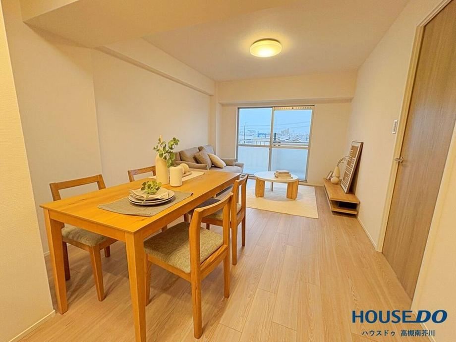 3LDK apartment in Takatsuki, Osaka - Photo 1