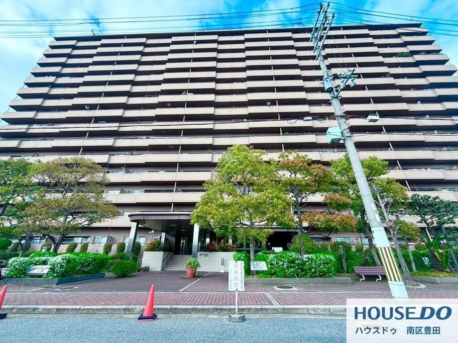 3LDK apartment in Sakai Ward, Sakai, Osaka - Photo 1