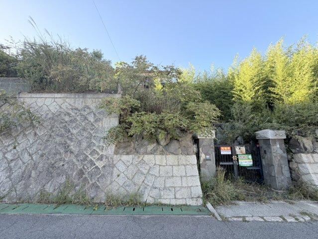 8LDK+S house in Nagata Ward, Kobe, Hyogo - Photo 1