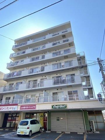 2LDK apartment in Mito, Ibaraki - Photo 1