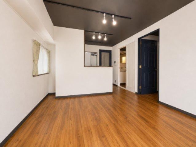 2LDK apartment in Shinagawa Ward, Tokyo - Photo 1