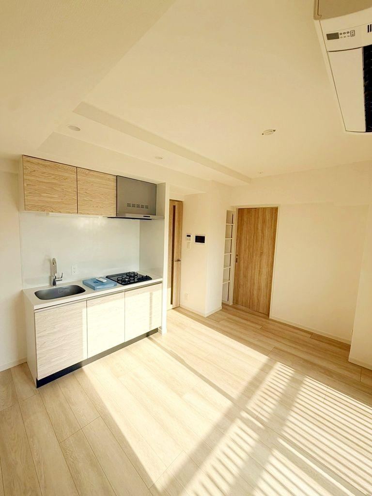 2DK apartment in Bunkyo Ward, Tokyo - Photo 1
