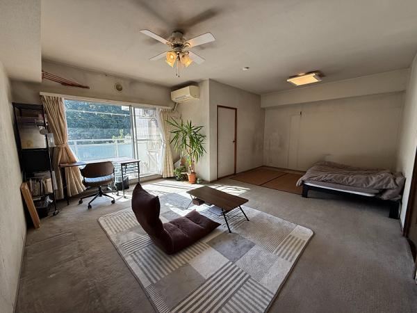 3LDK apartment in Hanamigawa Ward, Chiba - Photo 1
