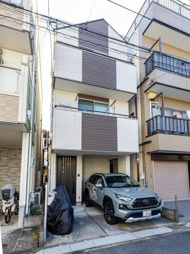3LDK+S house in Koto Ward, Tokyo - Photo 1