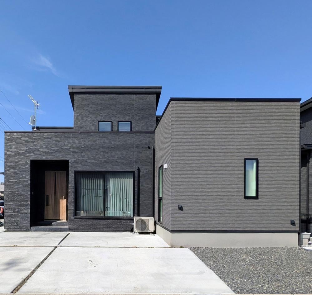 3LDK house in Utsunomiya, Tochigi - Photo 1