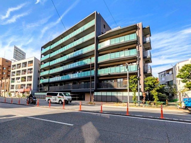 3LDK apartment in Katsushika Ward, Tokyo - Photo 1