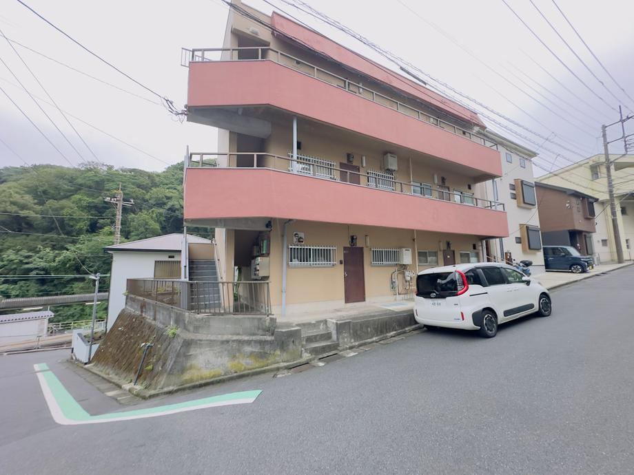 2DK apartment in Yokosuka, Kanagawa - Photo 1