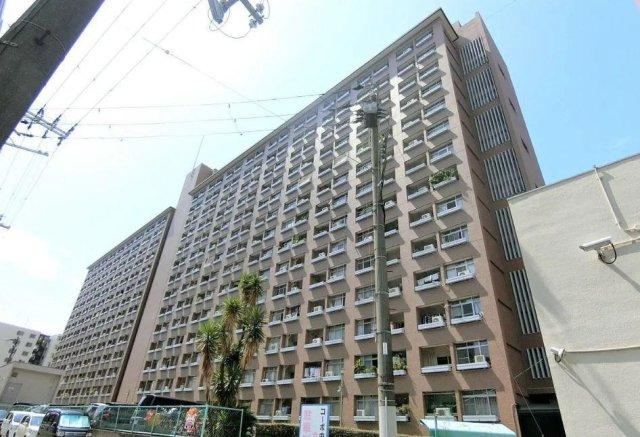 2LDK apartment in Kita Ward, Osaka - Photo 1