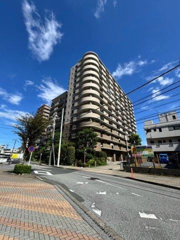 3LDK apartment in Soka, Saitama - Photo 1