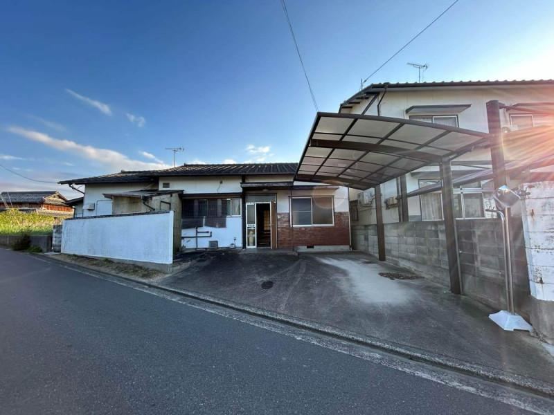 4DK house in Takamatsu, Kagawa - Photo 1