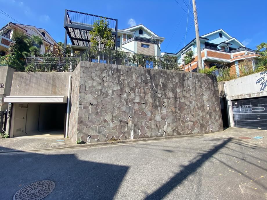 4LDK+S house in Kamakura, Kanagawa - Photo 1