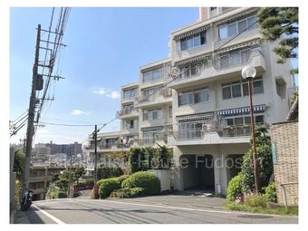 2LDK apartment in Meguro Ward