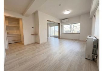 4LDK apartment in Kita Ward, Sapporo