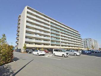 4LDK apartment in Adachi Ward
