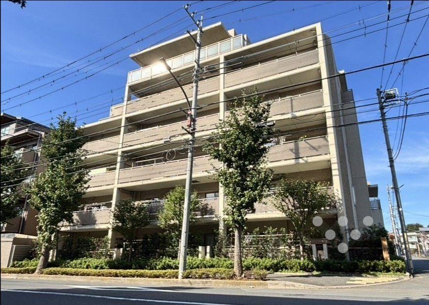 3LDK apartment in Mitaka, Tokyo - Photo 1