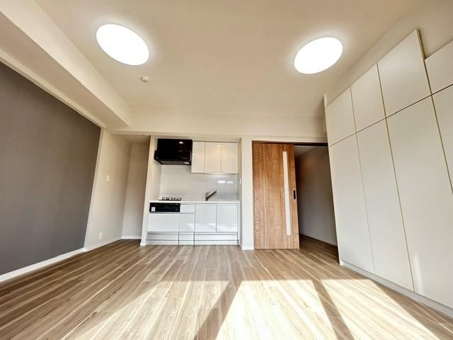 1LDK apartment in Naka Ward, Yokohama, Kanagawa - Photo 1