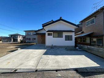4LDK house in Shibata