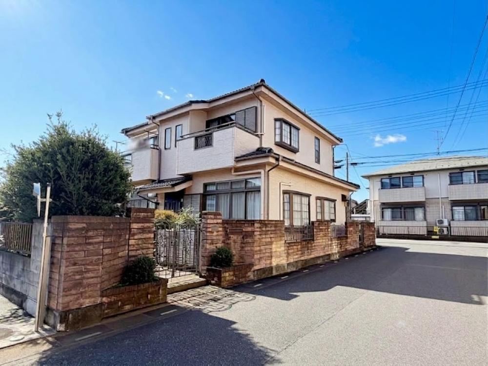 4LDK+S house in Koshigaya, Saitama - Photo 1