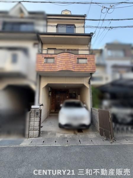 4LDK house in Nishikyo Ward, Kyoto - Photo 1