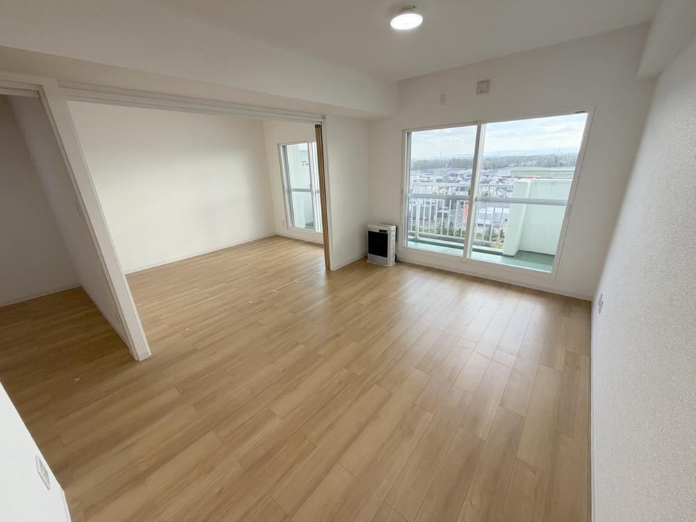 3LDK apartment in Kita Ward, Sapporo, Hokkaido - Photo 1