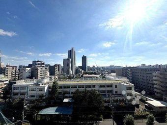 3LDK+S apartment in Kita Ward