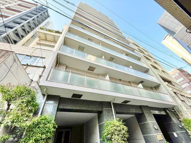 1LDK apartment in Shinjuku Ward, Tokyo - Photo 1