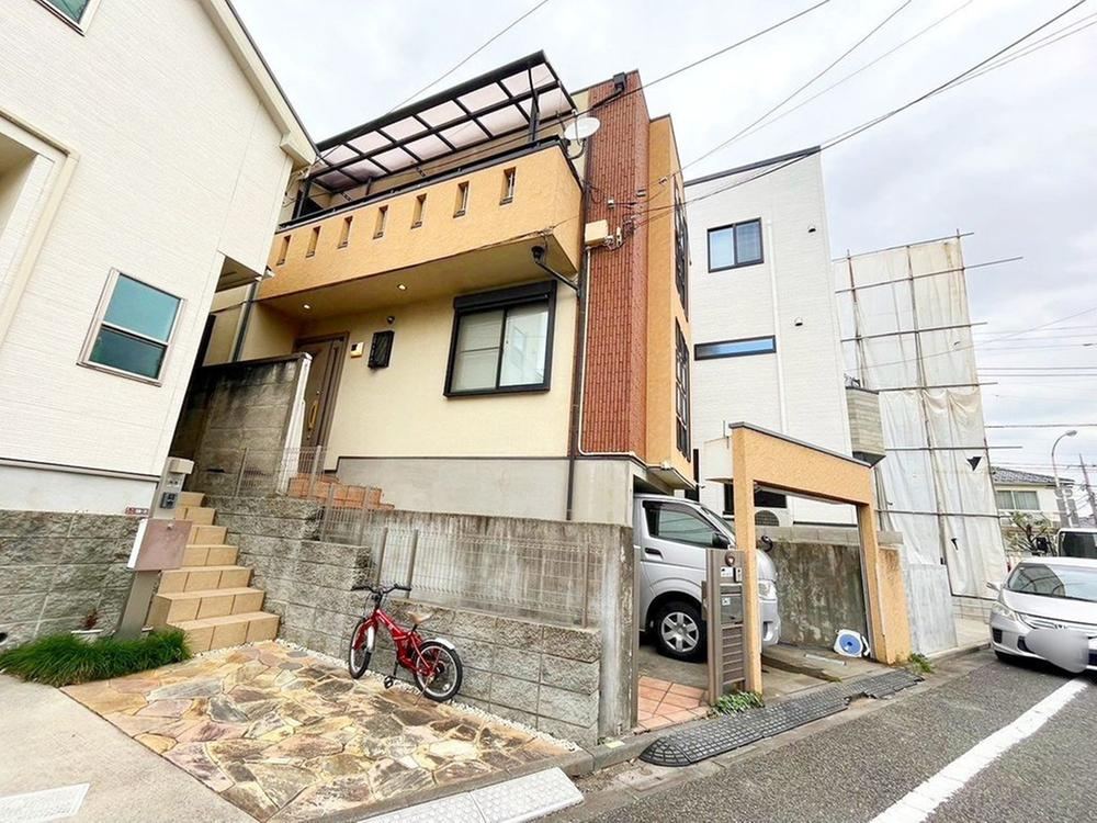 4LDK house in Suginami Ward, Tokyo - Photo 1