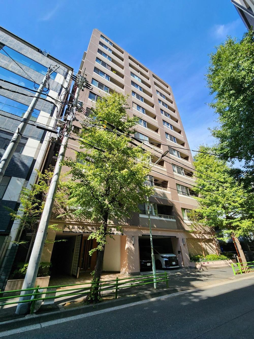2LDK apartment in Chuo Ward, Tokyo - Photo 1