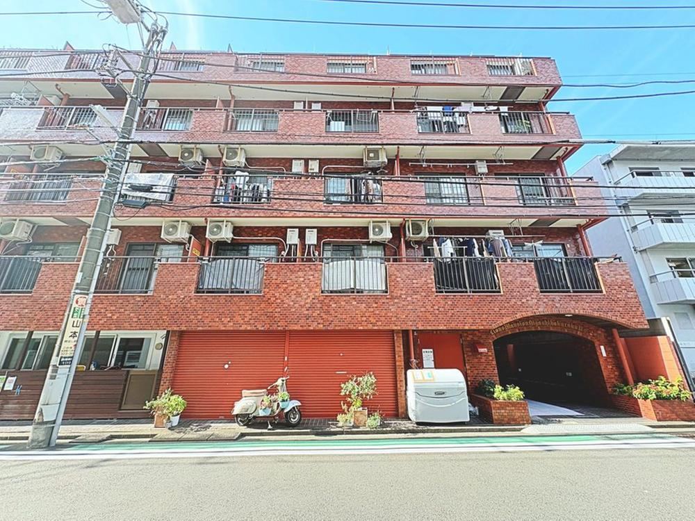 2LDK apartment in Kanagawa Ward, Yokohama, Kanagawa - Photo 1