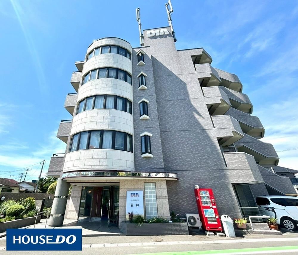 3LDK apartment in Wakabayashi Ward, Sendai, Miyagi - Photo 1